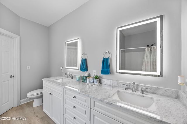 905 Charleston Place, Sneads Ferry, NC 28460
