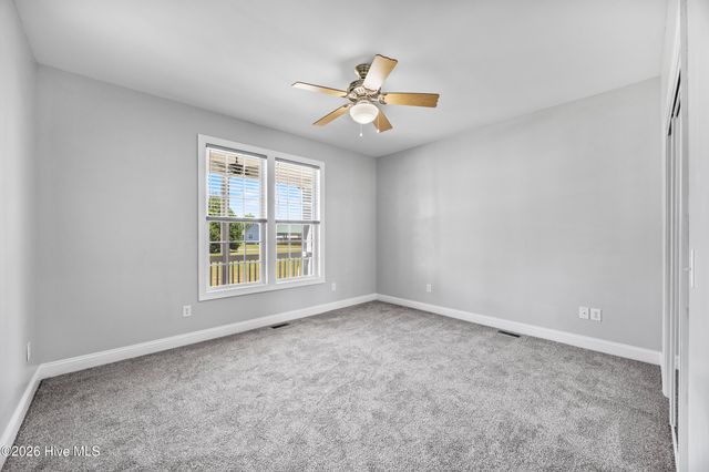905 Charleston Place, Sneads Ferry, NC 28460