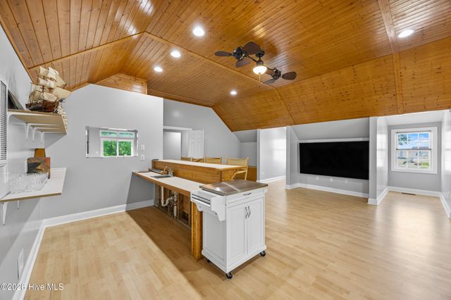 905 Charleston Place, Sneads Ferry, NC 28460