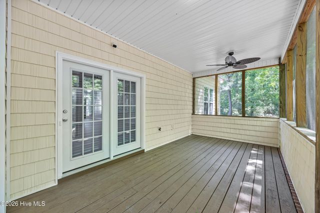 905 Charleston Place, Sneads Ferry, NC 28460