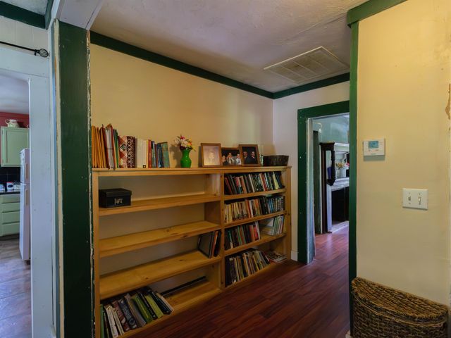 1401 Nix St, Daingerfield, TX 75638