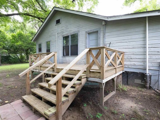 1401 Nix St, Daingerfield, TX 75638