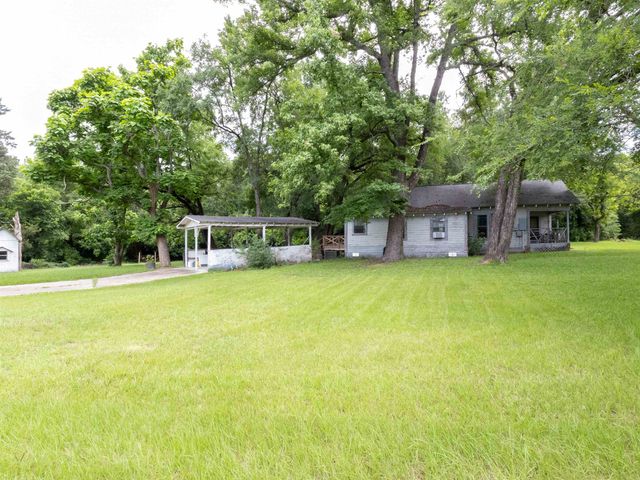 1401 Nix St, Daingerfield, TX 75638