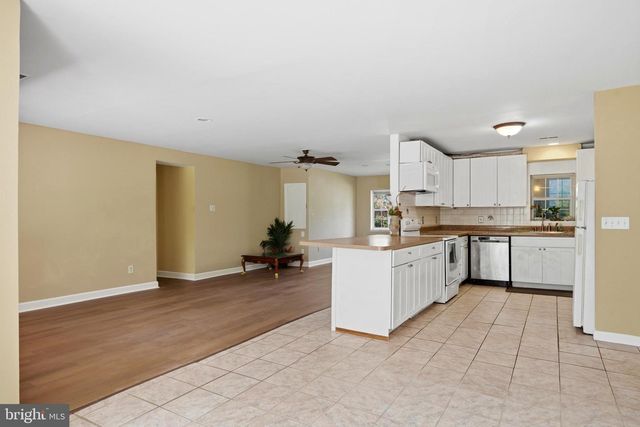 12475 HELEN FOWLERS PL, Hughesville, MD 20637