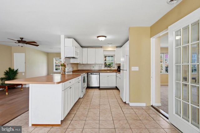 12475 HELEN FOWLERS PL, Hughesville, MD 20637