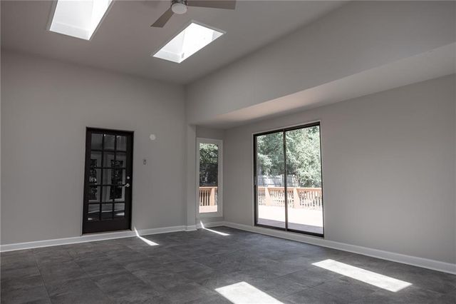 4053 Spalding Hollow, Peachtree Corners, GA 30092