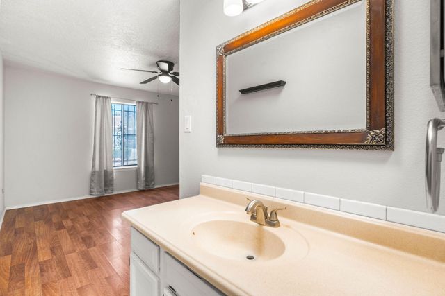 4921 Quail Ridge Drive NW, Albuquerque, NM 87114