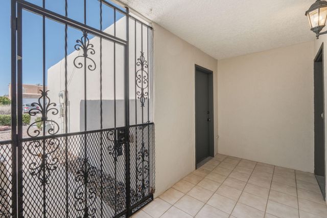 4921 Quail Ridge Drive NW, Albuquerque, NM 87114