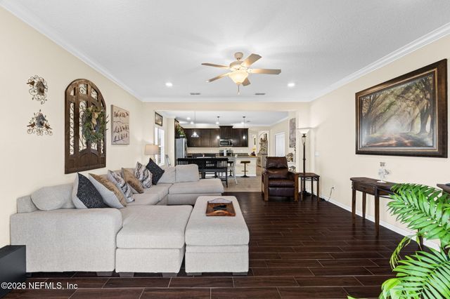 187 BRADFORD LAKE Circle, Jacksonville, FL 32218