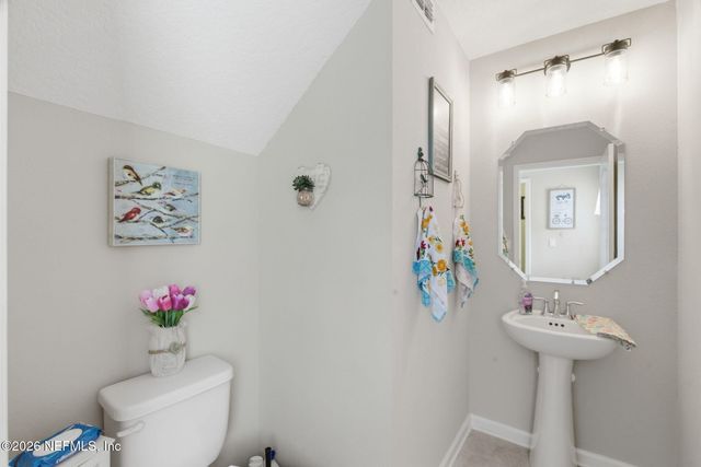 187 BRADFORD LAKE Circle, Jacksonville, FL 32218