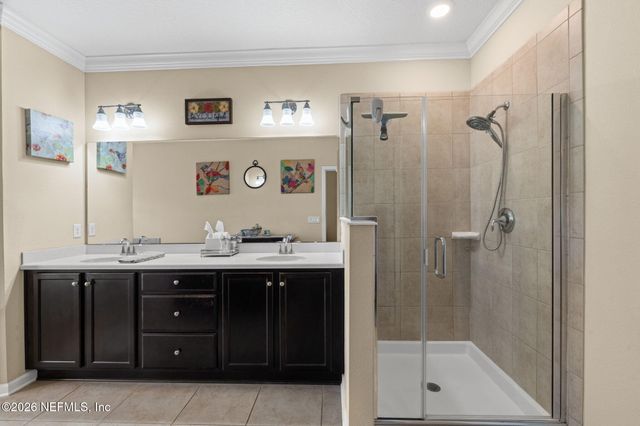 187 BRADFORD LAKE Circle, Jacksonville, FL 32218