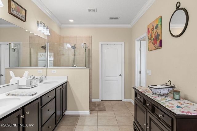 187 BRADFORD LAKE Circle, Jacksonville, FL 32218