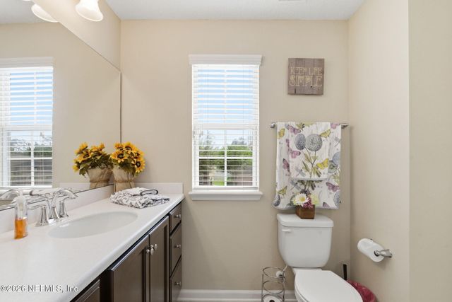 187 BRADFORD LAKE Circle, Jacksonville, FL 32218