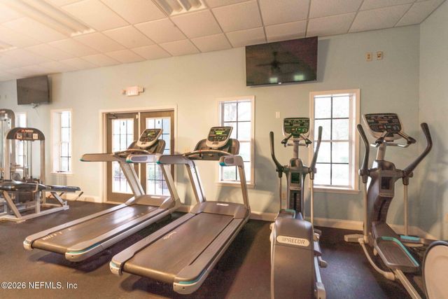 187 BRADFORD LAKE Circle, Jacksonville, FL 32218