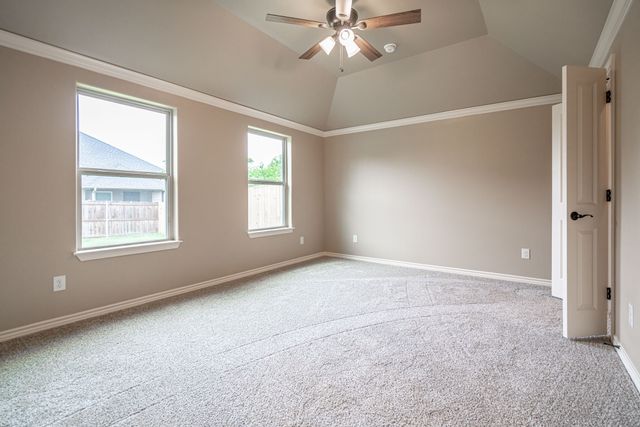 2600 Creek Drive, Granbury, TX 76048