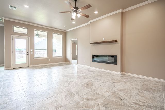 2600 Creek Drive, Granbury, TX 76048