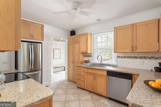 770 Mclendon Drive, Scottdale, GA 30079