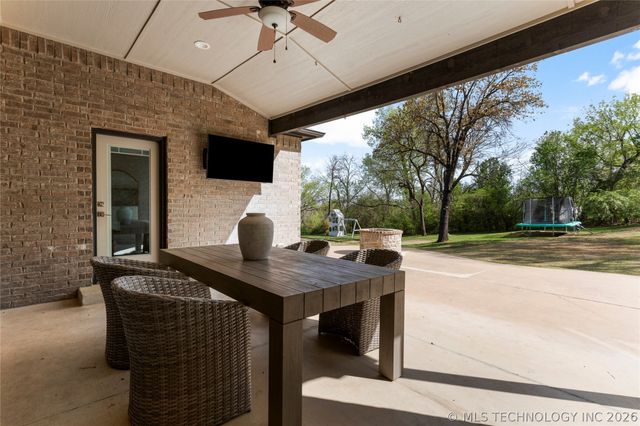 2828 W 78th Street, Tulsa, OK 74132