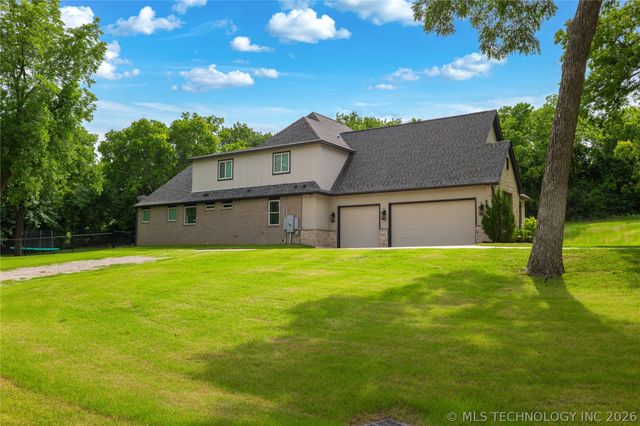2828 W 78th Street, Tulsa, OK 74132