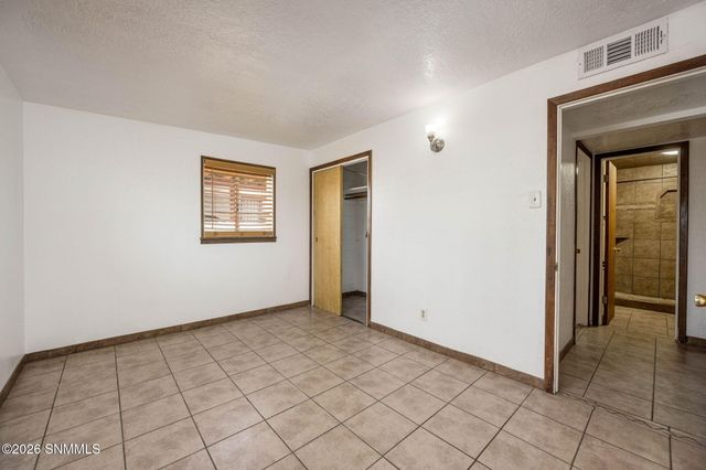 2100 Calle De Suenos, Las Cruces, NM 88001
