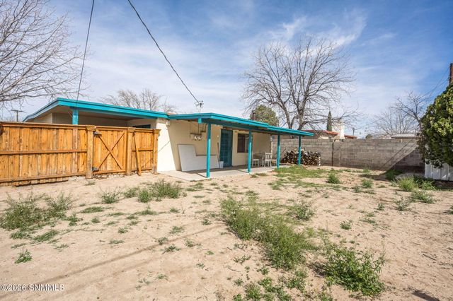 2100 Calle De Suenos, Las Cruces, NM 88001