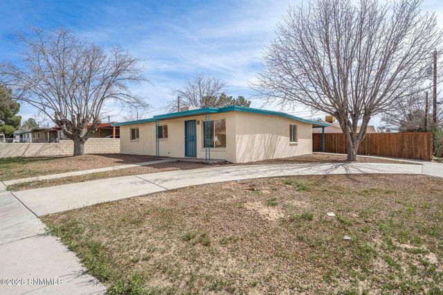 2100 Calle De Suenos, Las Cruces, NM 88001