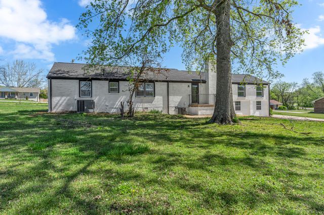 403 Kemper Dr, N, Madison, TN 37115