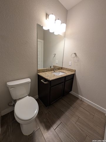 367 CREEKSIDE CURV, New Braunfels, TX 78130