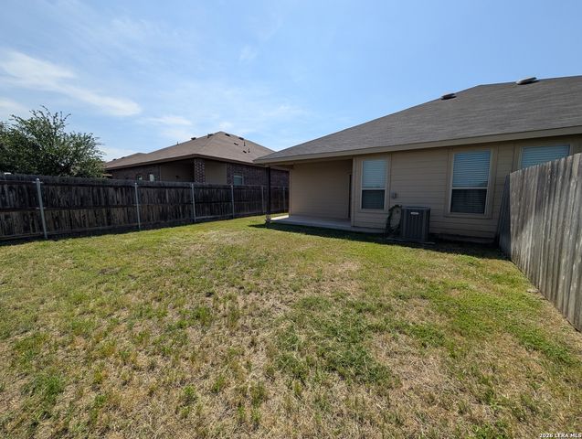367 CREEKSIDE CURV, New Braunfels, TX 78130