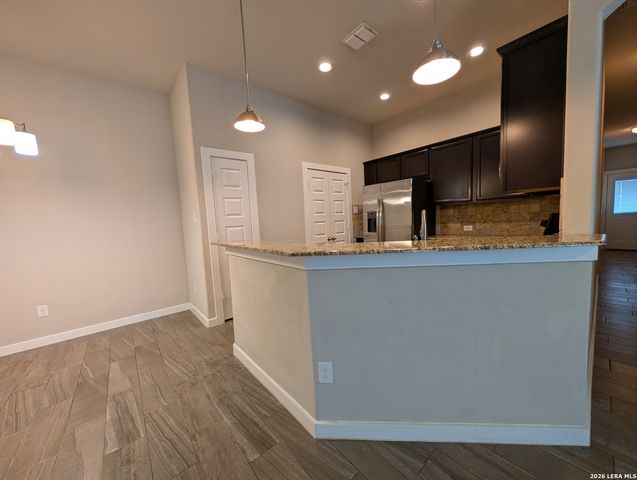 367 CREEKSIDE CURV, New Braunfels, TX 78130