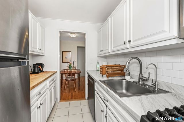 70 Strawberry Hill Avenue 1-3A, Stamford, CT 06902