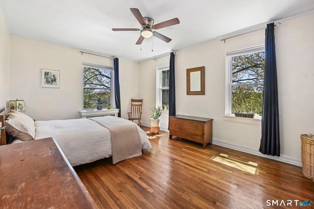 70 Strawberry Hill Avenue 1-3A, Stamford, CT 06902