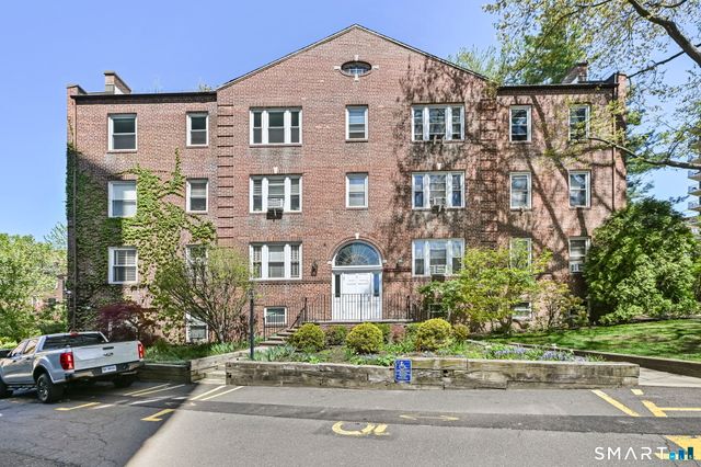 70 Strawberry Hill Avenue 1-3A, Stamford, CT 06902