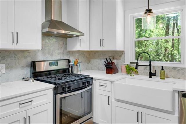 705 STEWART NW Circle, Marietta, GA 30064