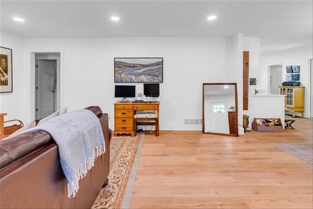 705 STEWART NW Circle, Marietta, GA 30064