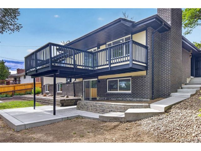 8714 W 67th Pl, Arvada, CO 80004