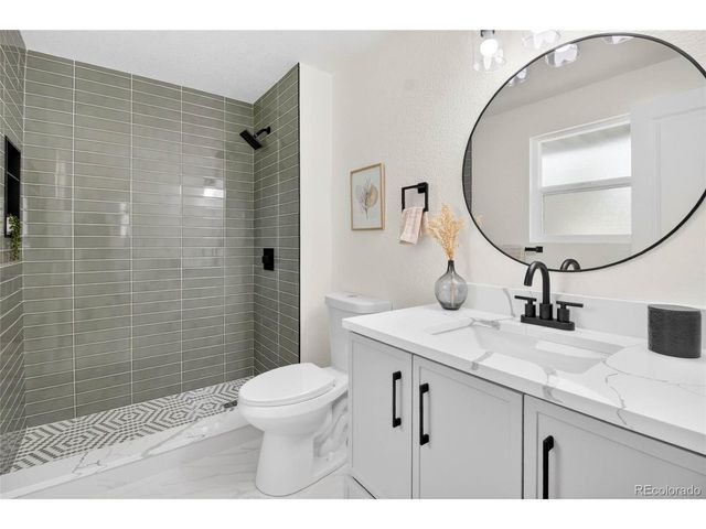 8714 W 67th Pl, Arvada, CO 80004