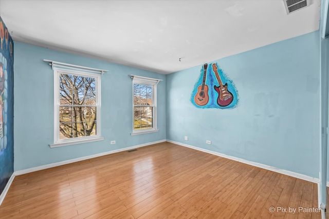 2045 Morningview Drive, Hoffman Estates, IL 60192