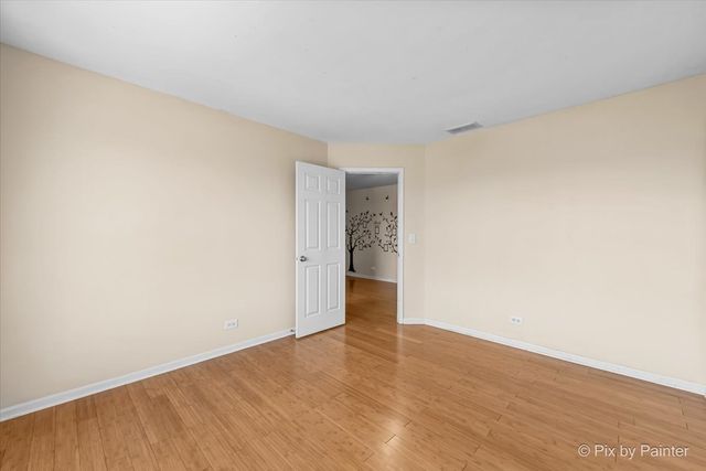 2045 Morningview Drive, Hoffman Estates, IL 60192