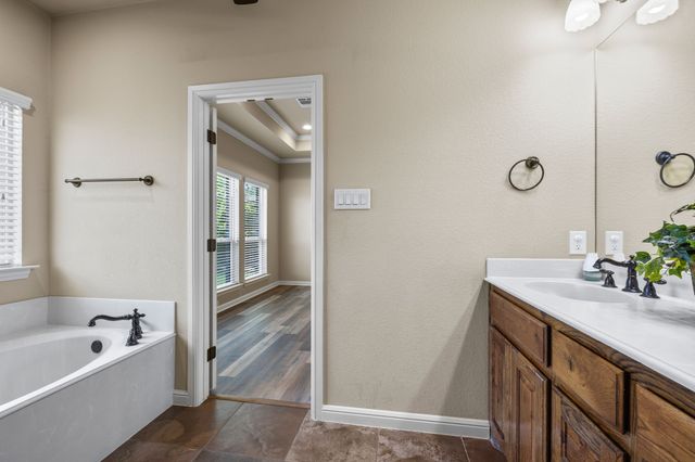 308 Westgate Drive, Aledo, TX 76008