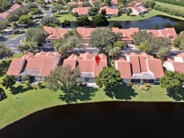 7889 Lake Sands Dr, Delray Beach, FL 33446
