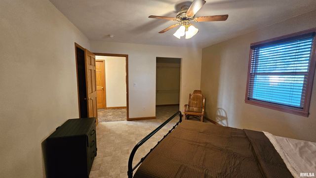 1205 S MAIN Street, Lewistown, IL 61542