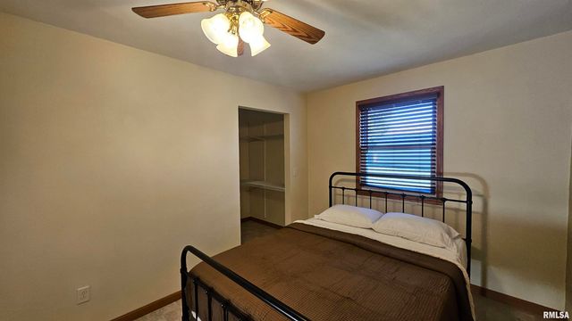 1205 S MAIN Street, Lewistown, IL 61542