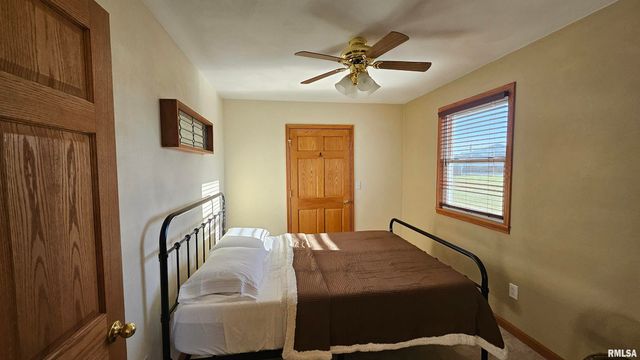 1205 S MAIN Street, Lewistown, IL 61542