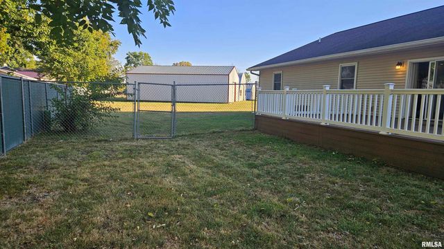 1205 S MAIN Street, Lewistown, IL 61542