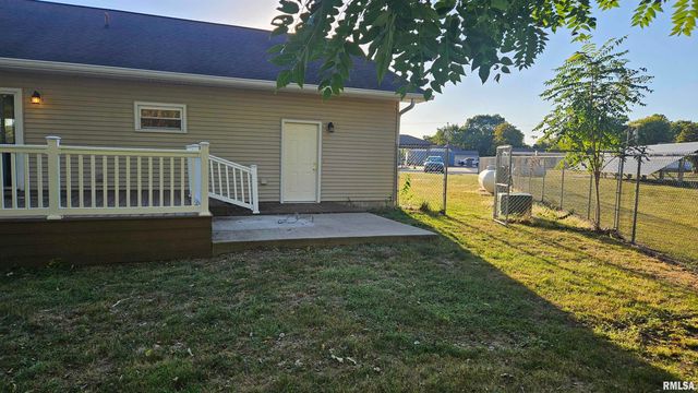 1205 S MAIN Street, Lewistown, IL 61542