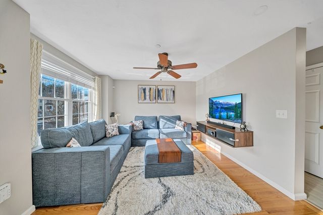 41 Boston Rd 121, Billerica, MA 01862