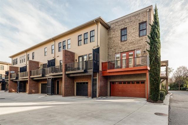 4685 Dogwood Alley, Dunwoody, GA 30338