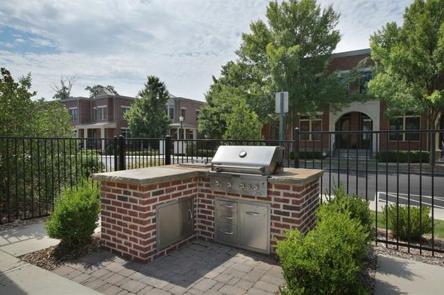 4685 Dogwood Alley, Dunwoody, GA 30338