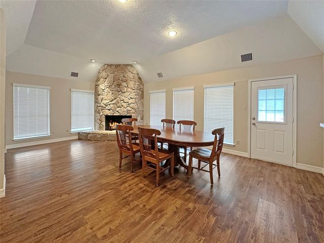 17523 Spicewood Springs Lane, Spring, TX 77379